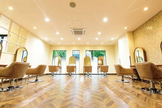 ZELE本郷店　内観写真