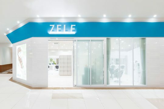 ZELEイオンタウン名西店　外観写真